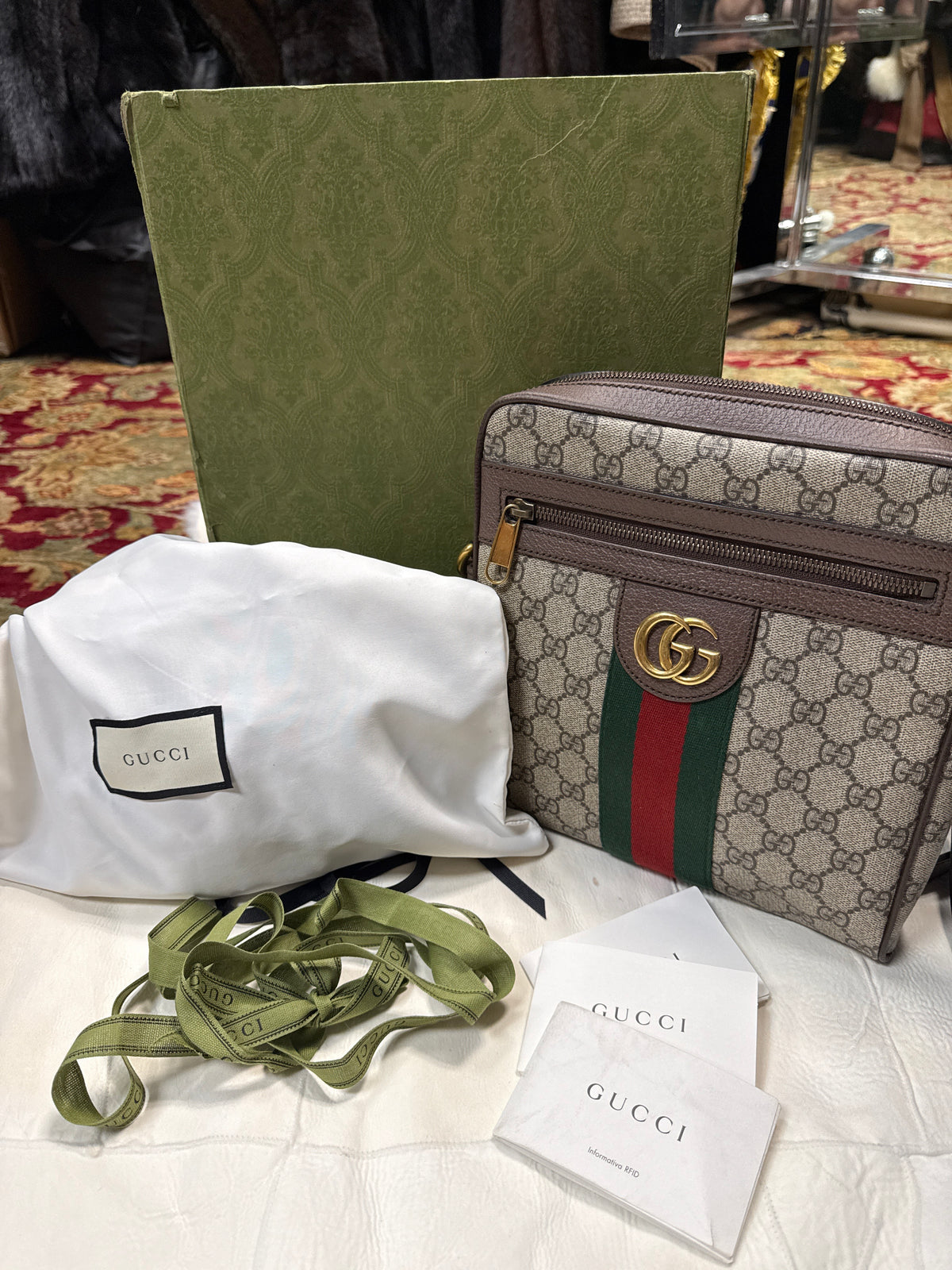 Gucci Ophidia GG Messenger Bag