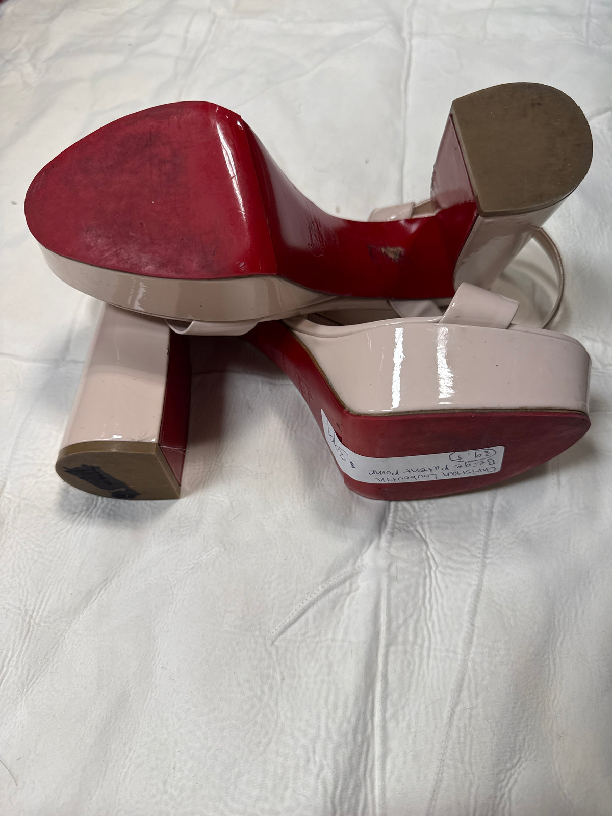 Christian Louboutin Beige Patent Pump 39.5/9US