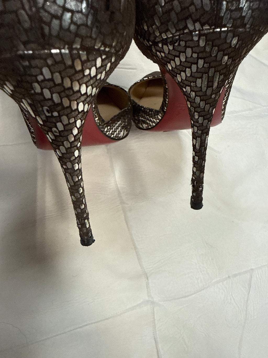 Christian Louboutin Pigalle Pumps Silver Pewter Heels 37