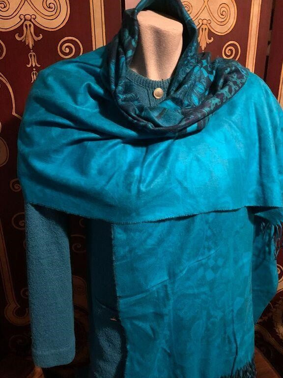 FENDI Turquoise Reversible Cashmere Long Scarf
