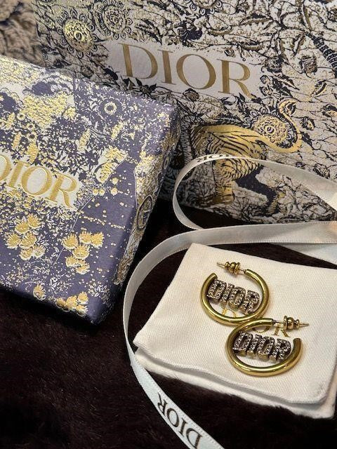 Classic Dior gold hoop Earrings